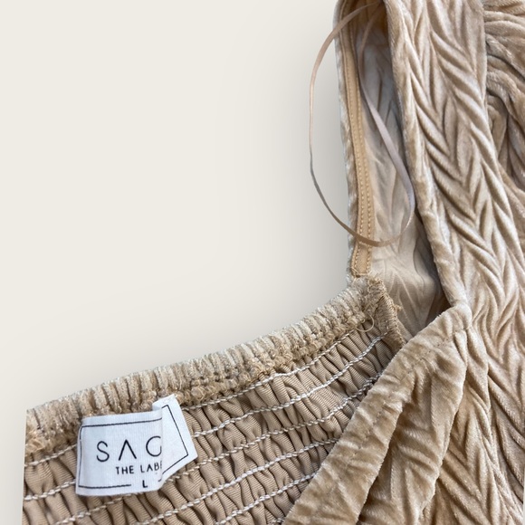 Sage the Label Crop - Picture 9 of 15